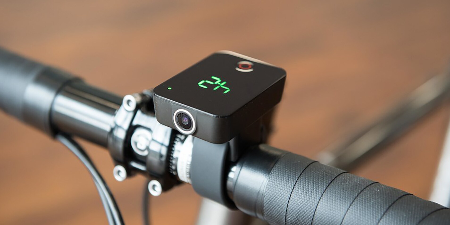 Navic 100 The Dash Cam For Your Bicycle Galaxus