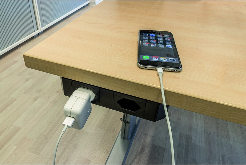 6x-2=x+13 Steffen (6x, x 4 Steba 2.1A, Stromcenter USB Corner x 2 6x-2=x+13 Steffen (6x, x 4 Steba 2.1A, Stromcenter USB Corner x 2