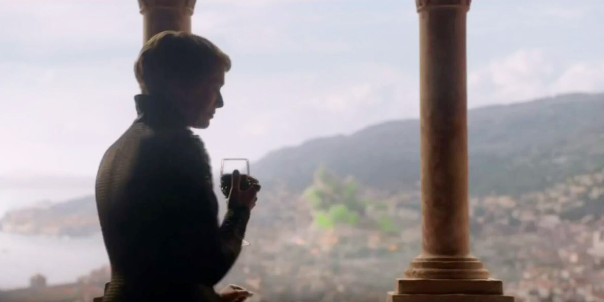 Game Of Thrones Of Mad Kings And Queens Cersei Lannister Digitec Moments like that, she's never been happier, actor lena headey says about her game of thrones character, cersei lannister, watching the destruction of the great sept of baelor. queens cersei lannister