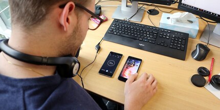 Der zweite Test beginnt. Dieses mal mit Stopp-Uhr.