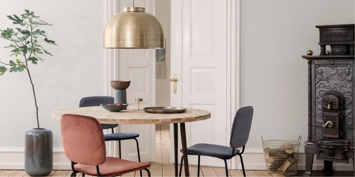 Esstische bilden zusammen mit Stühlen den «Hotspot» in deinem Wohnzimmer. Bild: House Doctor Esstische bilden zusammen mit Stühlen den «Hotspot» in deinem Wohnzimmer. Bild: House Doctor