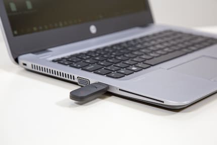 Simple Installation am PC oder Laptop – einstecken und loslegen.