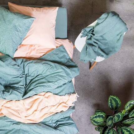 Zarte Baumwollbettwäsche lädt zum Verweilen ein. Bild: #Lavie