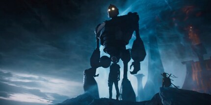Il gigante dallo spazio. Molto bello.
