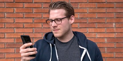 Das Handy ist in seiner Vollständigkeit okay.