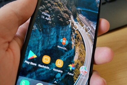 Amoled ist das Schönste, was es je hets gits. Selten habe ich kräftigere und sattere Farben auf einem Handy-Display gesehen.
