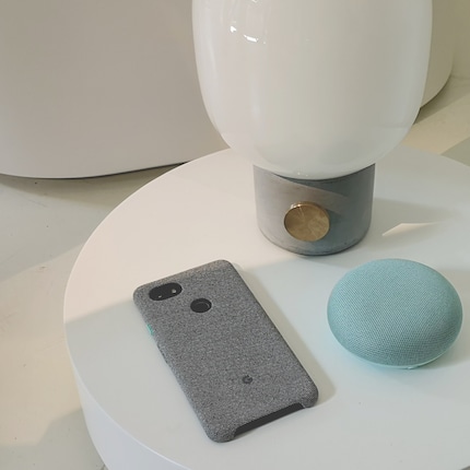 With an elegant textile covering, speakers and other connected objects become objects of art.