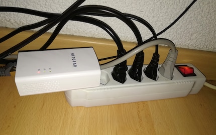 Celui qui connecte son CPL de la sorte ne peut pas s’étonner d’obtenir de mauvais résultats.