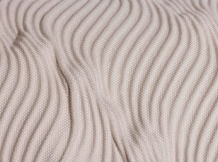 Different surfaces especially bring change on the fabric side. Image: Arit