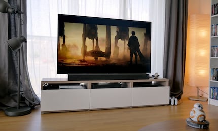 The scenery is fantastic, and the QLED gets the most out of it