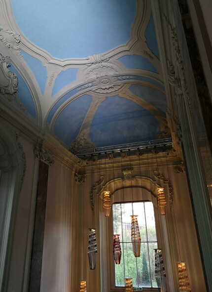 «Spiral Lamp» für Louis Vuitton in Mailand.