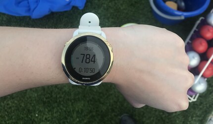 Ich habe 748 Meter zurückgelegt in 10 Minuten und 50 Sekunden. Klingt nicht nach einer reifen Leistung, aber die Uhr hat hier Aufwärmübungen gemessen.