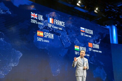 Nebst neuen Produkten berichtet Honors CEO George Zhao von den wirtschaftlichen Erfolgen seiner Marke.