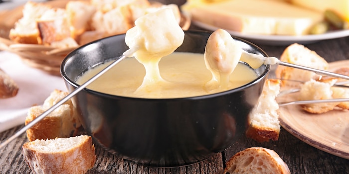 Cheese as far as the eye can see – this also applies to our range of fondue pots. Cheese as far as the eye can see – this also applies to our range of fondue pots.