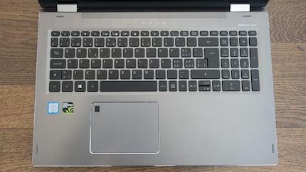 Anche Acer ha un tastierino numerico all'inizio.