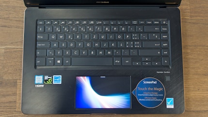 Asus adotta un approccio diverso rispetto agli altri produttori con lo ScreenPad.