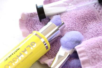 As soon as the product comes into contact with air, it releases fine bubbles.