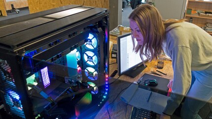 First thing’s first, let’s check what the guys at digitec have built.