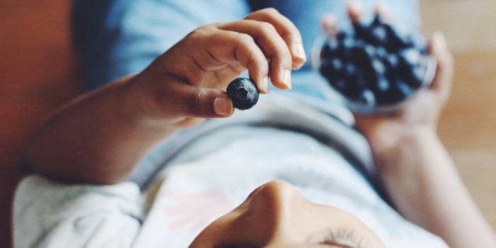 Mangiare una dieta sana ed equilibrata: Questo è un buon inizio, ma solo la punta dell'iceberg. Mangiare una dieta sana ed equilibrata: Questo è un buon inizio, ma solo la punta dell'iceberg.