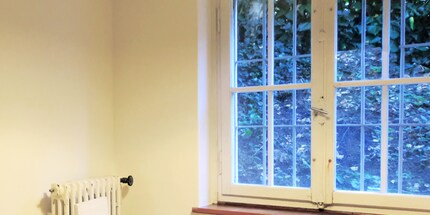 Ein Fenster zum Hof ist zu empfehlen.