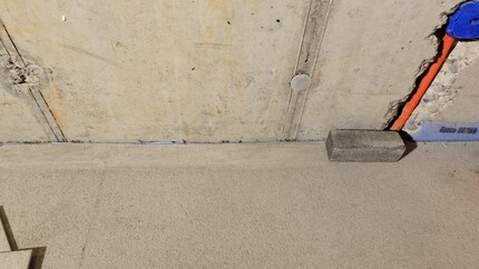 La pietra lavica può essere utilizzata per levigare le piccole irregolarità.