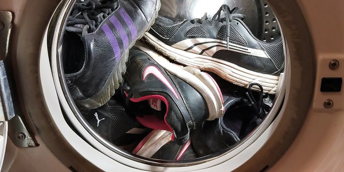 Schuhe werden in der Waschmaschine sauber, aber was kannst du damit sonst noch reinigen?