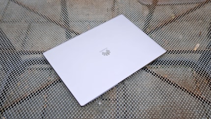 The design is plain but elegant indeed