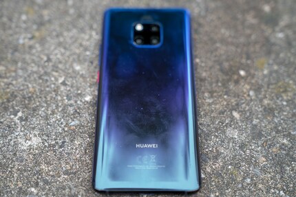 The back magically attracts fingerprints, but Twitch'smagically attracts fingerprints, but Twilight is a highlight