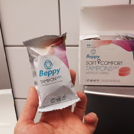 Gli assorbenti sono confezionati singolarmente.