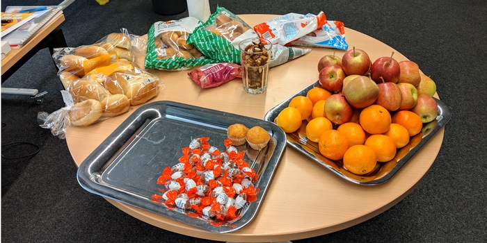 Nous ne mourrons certainement pas de faim ce soir.