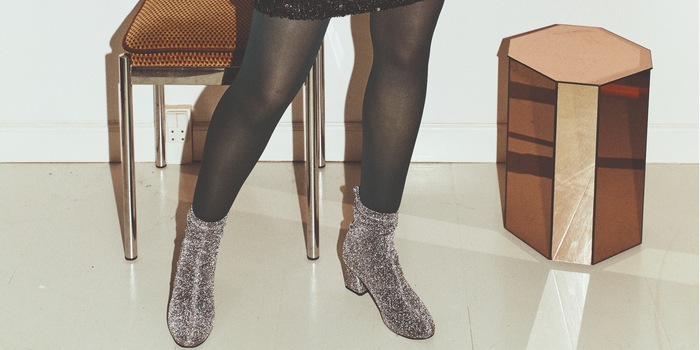 Glitzer-Boots werten jedes Outfit auf. Bild: Pieces Glitzer-Boots werten jedes Outfit auf. Bild: Pieces