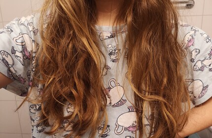 Undefiniert: Das sind meine Haare nach dem Lufttrocknen.