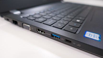 Kensington-Schloss, LAN-Port, VGA-Anschluss, HDMI-Anschluss, USB 3.0 Typ-A, USB 3.0 Typ-C