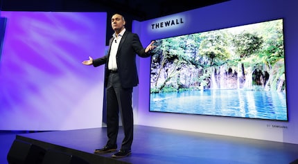 Samsung entra nell'era degli 8K e dei micro LED a spalle larghe