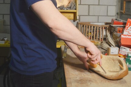 The bench should be lower for carving.