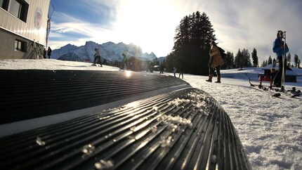 The design of the base makes sure the airboard is robust and easily manoeuvrable.