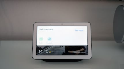 Scorrendo dai quattro bordi si apre ogni volta un menu diverso.