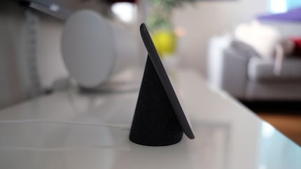 Oltre al nero, ci sono anche grigio, turchese e rosa.