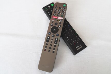 C'est elle : La réincarnation de la télécommande de Jésus