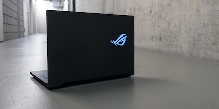 Das Scar II mit Rog-RGB-Logo