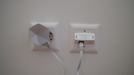 Vous devez connecter au moins un pod à votre routeur, ou réseau, 