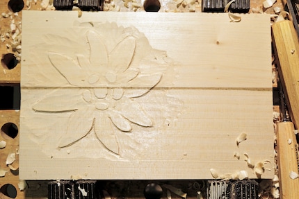 Das Schnitzwerk lässt Luft nach oben. Trotzdem bin ich fürs erste Mal zufrieden.