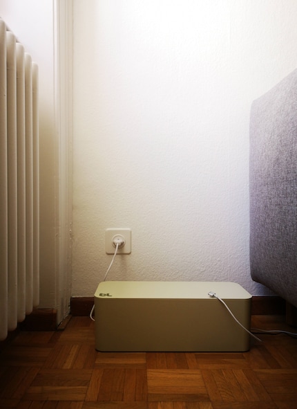 On ne peut pas se débarrasser des fils électriques, mais on peut les dissimuler.