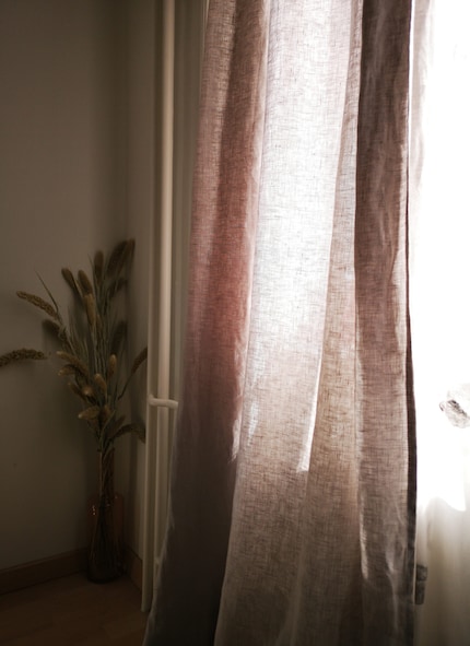 Più scuro è meglio è: funziona così in camera da letto.