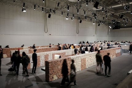 «I muri di pietra rappresentano il legame tra la natura e la nostra cultura.» Hermès