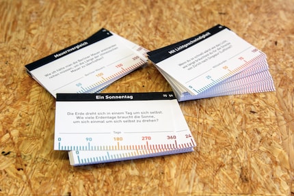 300 question cards are included in the game.