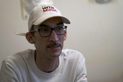 DJ Ronfa, 36 anni, è il DJ migliore della Svizzera.