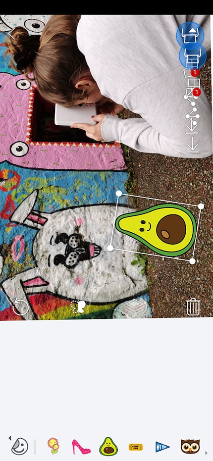 The photo looks a bit strange because for some no longer comprehensible yet amusing reason I was editing a screenshot of the app in the app