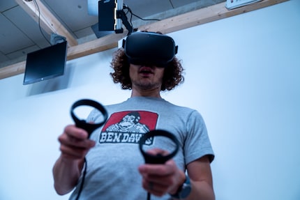 Dummes Gesicht mit der VR-Brille? Check.