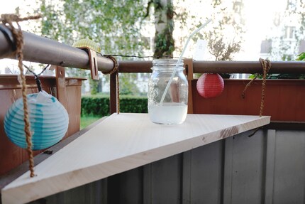 En moins d'une heure, la petite table est en place.